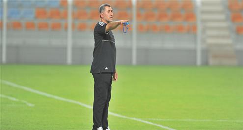 محروس: نفتقد للمهاجم المميز.. والهلال فاز بـ «هفوتين»  